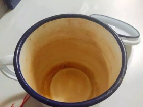 塑料杯子怎样去茶污？怎样快速去除杯子的茶锈，茶垢