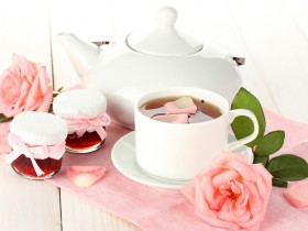 玫瑰花茶的功效与作用、玫瑰花茶和什么搭配好